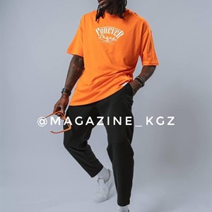 Здравствуйте Вы можете заказать у нас уличную одежду