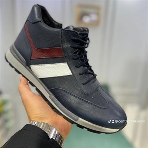 Натуральная кожа полностью с евро мехом Цена 10000