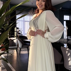 Стильная женская одежда в Бишкеке - Быстрая доставка и примерка на дому