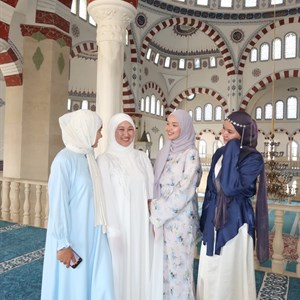 Никях: радость и стиль для вашего особенного дня | Муᴄуᴧьʍᴀнᴄᴋᴀя ᴏдᴇждᴀ