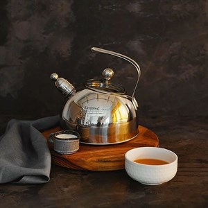 Стильный чайник для кипячения Granhel Stainless Steel