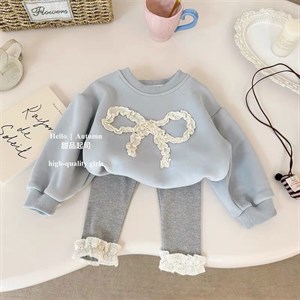 Очень красивая двойка Утепленная Качество супер Размер