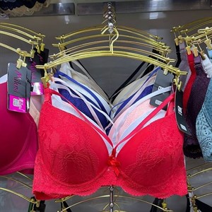 Кыргызстан Бишкек Рынок Кербен Дордой Нижнее белье