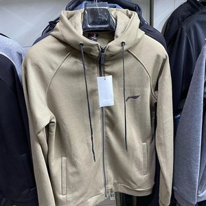 Мужская спортивная одежда бомберы и шорты в широком