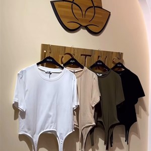 В наличии модные футболки Качество топчик Цена 2500