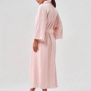 Халат из ажурного хлопка - идеальный выбор для любого сезона