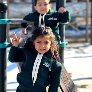 Биздин кийимдер баланыздын ар бир кунуно жарашыктуу