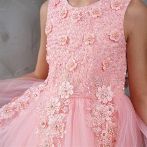 Красоты много но в ограниченом количестве Пусть каждый