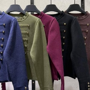 KAPSULA_BRAND — офлайн-магазины женской одежды на рынке Дордой