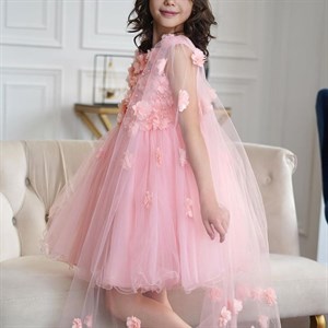 Новинки Пышное платье с накидкой шлейфом Объемные