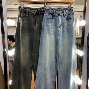 Джинсы шикарного качества    2400сом  размер S M L