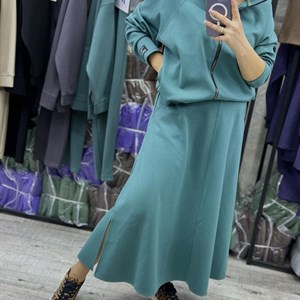 Мега крутой юбочный костюм   S M L XL  Оптовая цена