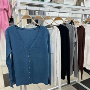 базовые кофточки размер стандарт цена 1100 сом