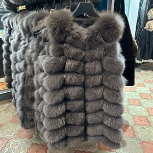 Жилетка самый хороший цвет Пепельный цвет 9500 сом