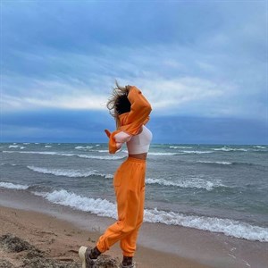 Очень удобная красивая двойка на весну      