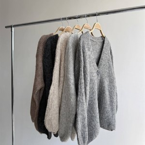 Женская одежда стандарт в 5 цветах — повторы от MONE COLLECTION
