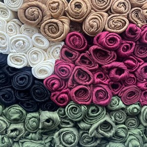 Уникальная палитра шарфов Органза по выгодным ценам - идеальный выбор для Рамадана!