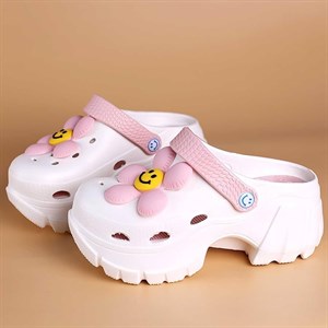  Более 20ти лет занимаемся продажами домашних тапочек