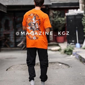 Здравствуйте Вы можете заказать у нас уличную одежду