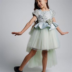 Красоты много но в ограниченом количестве Пусть каждый