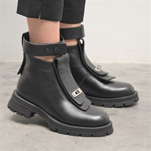 Качественная натуральная кожа и мех - Обувь от Tesa Shoes в Бишкеке