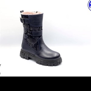 На днях прибудет самолетом Натуральная кожа с натуральным