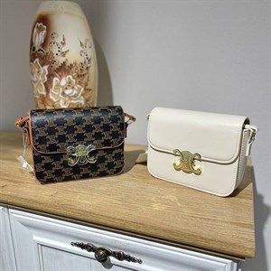 Новое поступление сумочек для детей и подростков  