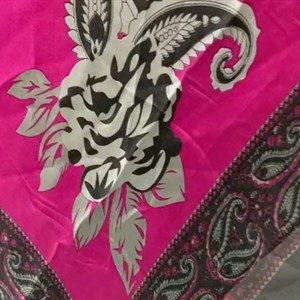 ПЛАТКИ ОПТОМ 300 сом РОЗНИЦА 400 сом ТКАНЬ шелк РАЗМЕР