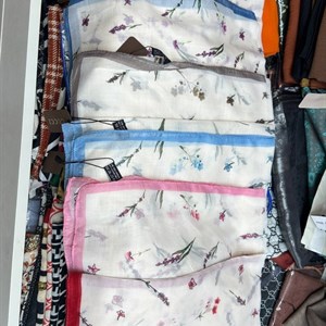 Косынка 70×70 из хлопкового батиста — платок из Китая