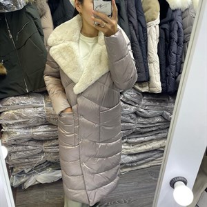 Новая коллекция 2023 2024 Куртка с натуральным мехом
