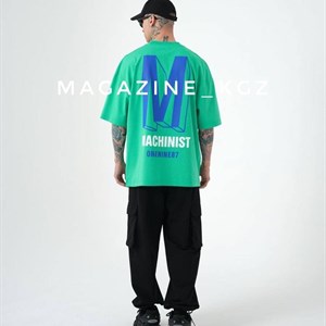 Здравствуйте Вы можете заказать у нас уличную одежду