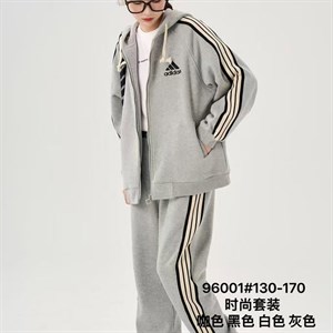 Стильная детская одежда оптом из Гуанчжоу | Рынок Дордой