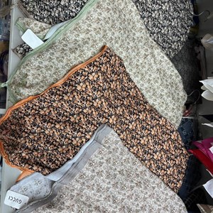 Платки со стразами 100×100 см из хлопка — купить оптом и в розницу