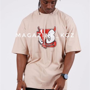 Здравствуйте Вы можете заказать у нас уличную одежду