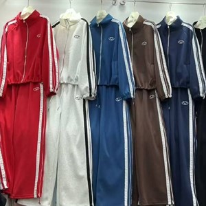 Расцветки женской одежды — Aika Collection