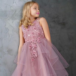 Ваша принцесса найдёт именно своё платье Огромный