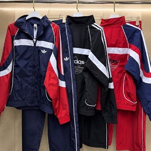 Женский спортивный костюм-двойка из Гуанчжоу — размеры M, L, XL