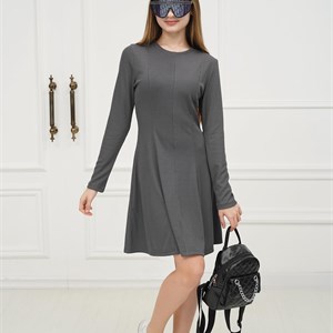 Минималистичное платье из лапши на все случаи жизни