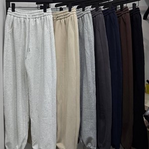 Женская одежда KAPSULA BRAND — размеры M и L