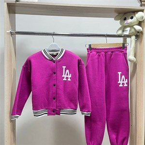 в наличии двойки  Размеры 36 38 40 42 44 Ткань трехнитка