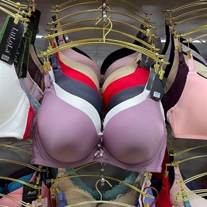 Кыргызстан Бишкек Рынок Кербен Дордой Нижнее белье