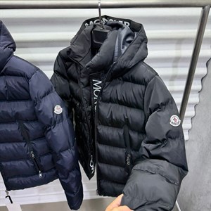 Moncler Оверсайз Одежда - Стиль и Комфорт