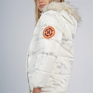 Новинки Утеплённая зимняя куртка с принятом кошечки