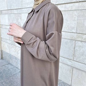 Побыть с собой наедине и в любимом платье с воротником