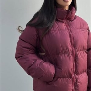 Стильный женский пуховик oversize с кулиской внизу — оптом