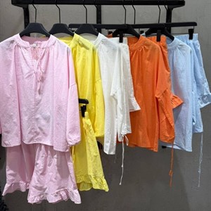 Женская одежда 1500 сом — стильные вещи от KAPSULA_BRAND (Дордой, рынок)