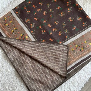 Платки тонкий Кашемир Двухсторонние  Размер 100 100