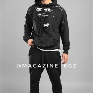 Здравствуйте Вы можете заказать у нас уличную одежду