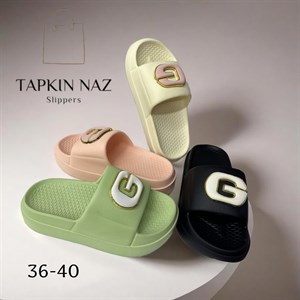  Более 20ти лет занимаемся продажами домашних тапочек